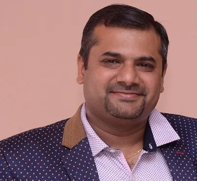 Dr. Tejas Karangia